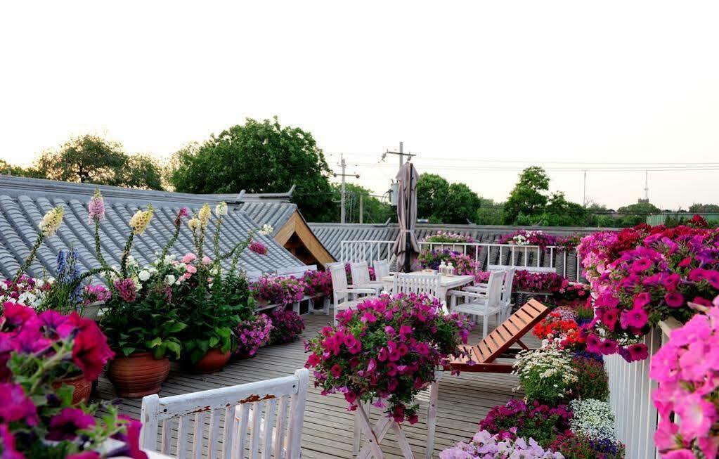 Peking Yard Boutique Hotel Bagian luar foto